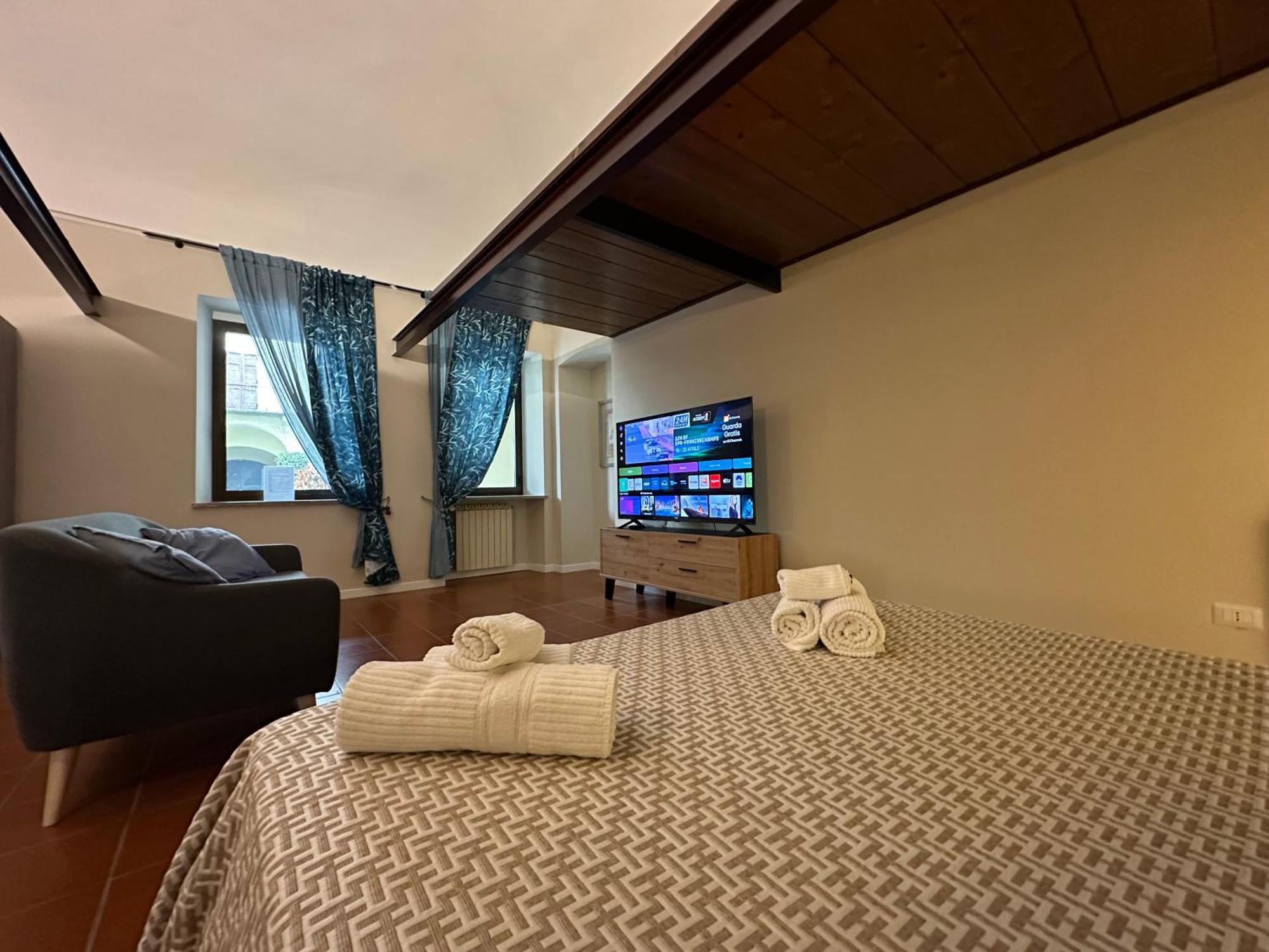 Center One By Cinelli Apartment Vercelli Dış mekan fotoğraf